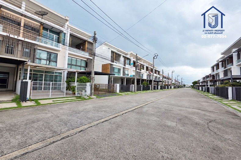 ขายทาวน์โฮม 3 ชั้น  The Terrace รามอินทรา 65 ใกล้ทางด่วนฉลองรัช,รถไฟฟ้าสายสีชมพู – รูปที่ 2