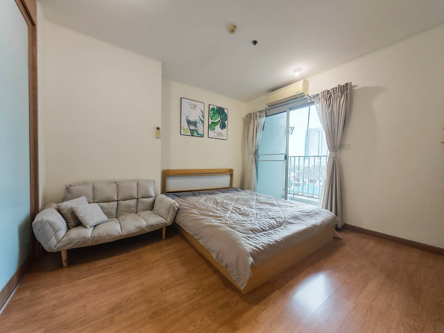 2 bedroom condo, cheapest in the Chatuchak area, Soi Phahonyothin 18, free transfer!! Condo U Delight @ Chatuchak 64.24 sq m. 2 bedroom condo, cheapest in the Chatuchak area, Soi Phahonyothin 18, free transfer!! Condo U Delight @ Chatuchak 64.24 sq m.