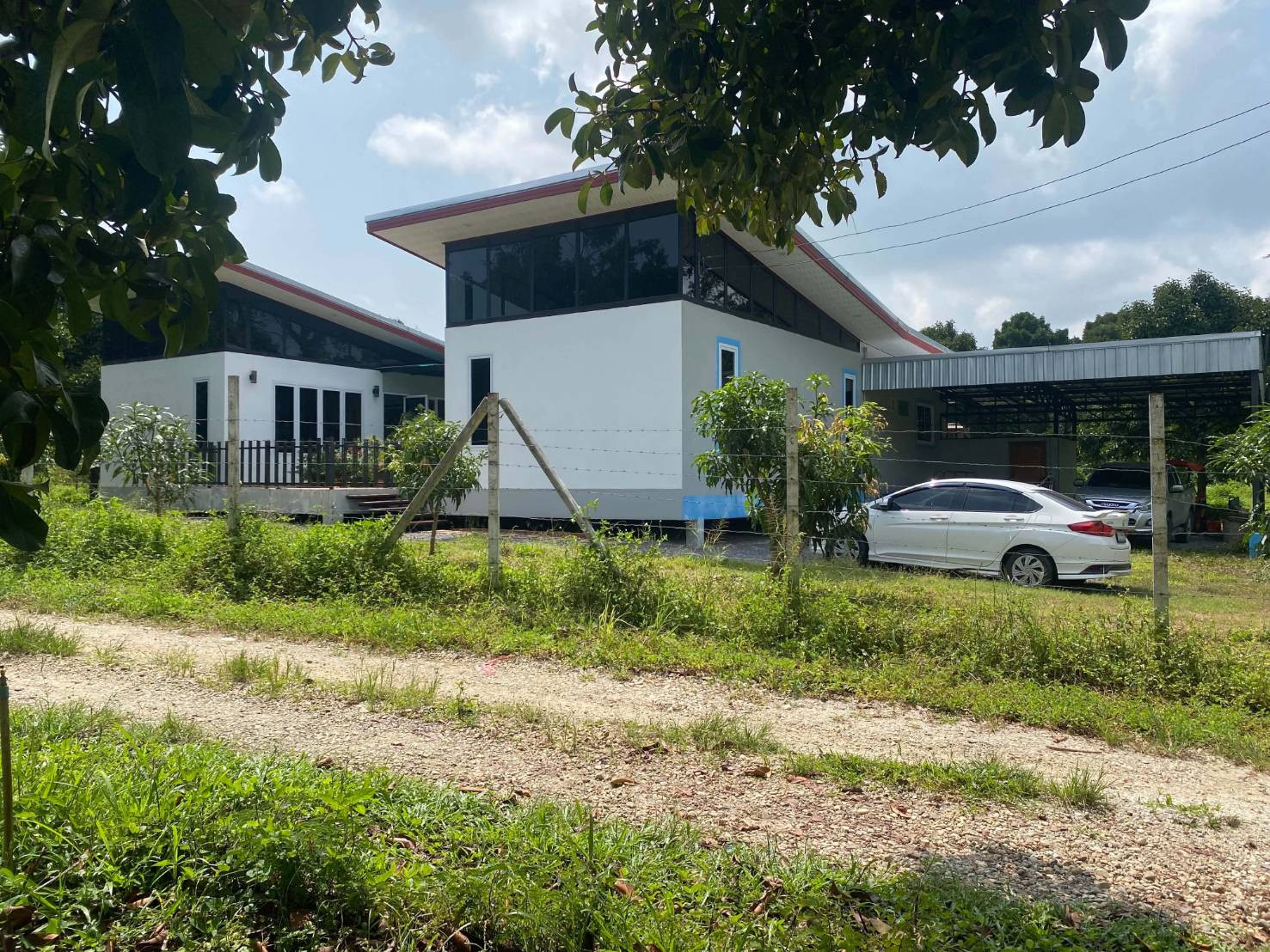 ขายถูกมาก!! บ้านสวนพร้อมที่ดิน ขนาด 6 ไร่ 90 ตรว. ทำเลดี อ.ท่าศาลา นครศรีธรรมราช ใกล้โลตัส  ชายหาดฯ – รูปที่ 2