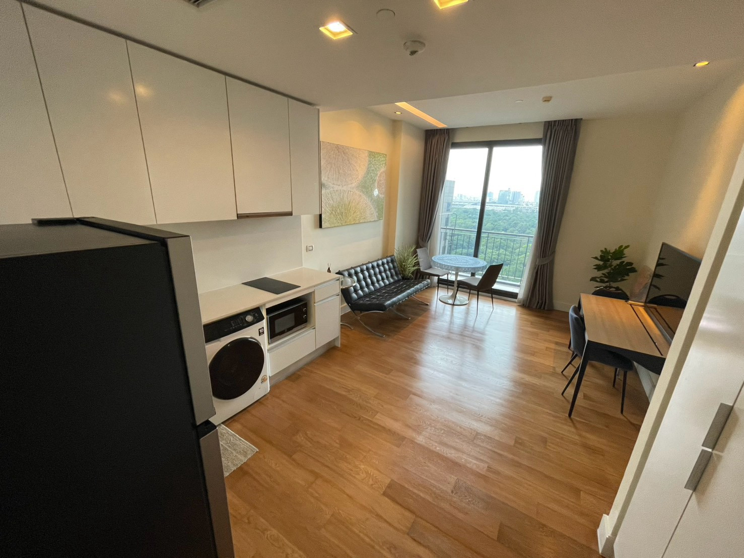 Spacious 2-Bedroom Condo at Equinox Phahol-Vipha | 63 SQ.M | Near BTS Mo Chit and MRT Chatuchak Park | 33K/Month – รูปที่ 2