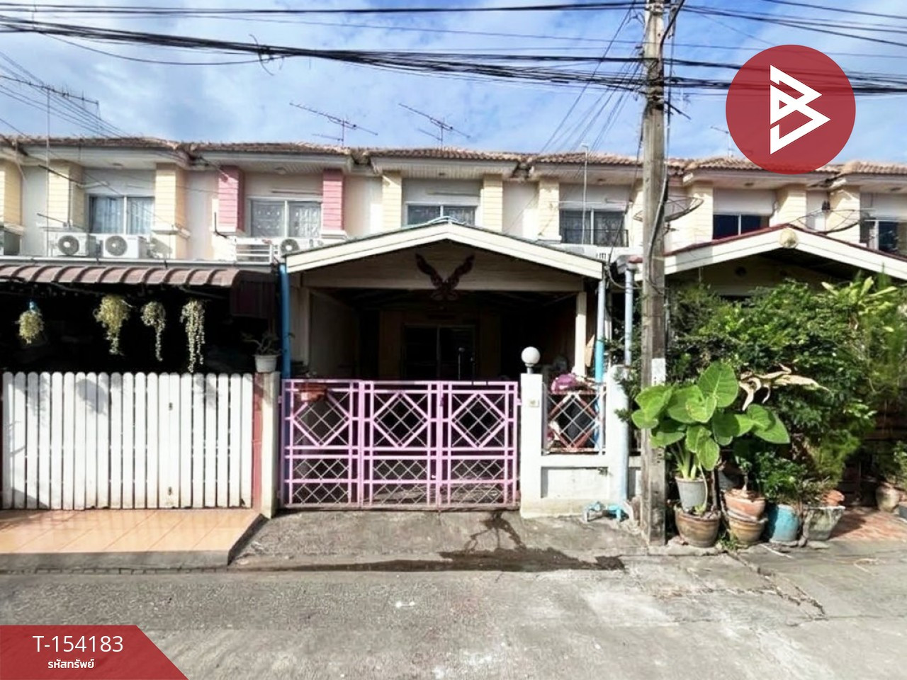 Townhouse for sale Poonsinthani Village 3, Lat Krabang, Bangkok
