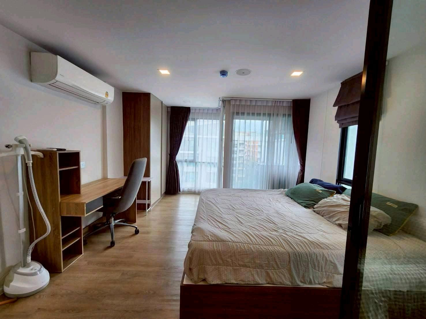♦️ Selling kave shift, price 2.00 million baht, room 28 sq m., Building C, 7th floor, corner room, pool view, garden, furniture, complete with coffee and tea, room never rented out.