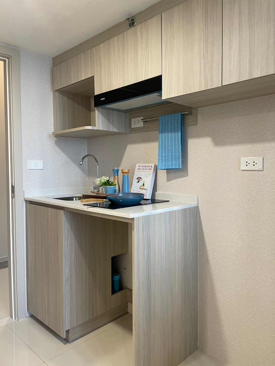 Condo ready to move in, Samut Prakan, next to BTS 0 meters, high ceiling, special price (last room allows pets)‼️ – รูปที่ 2