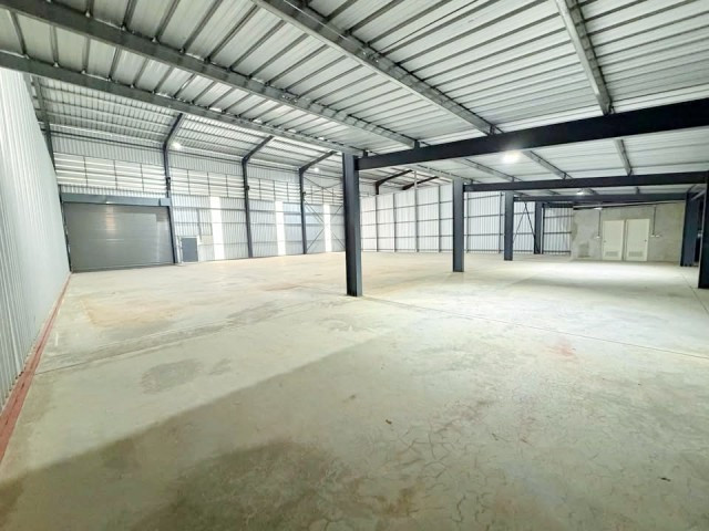 Newly constructed warehouse for rent in LamLukKa Khlong6. The property offers 672sq.m. with a ceili – รูปที่ 4