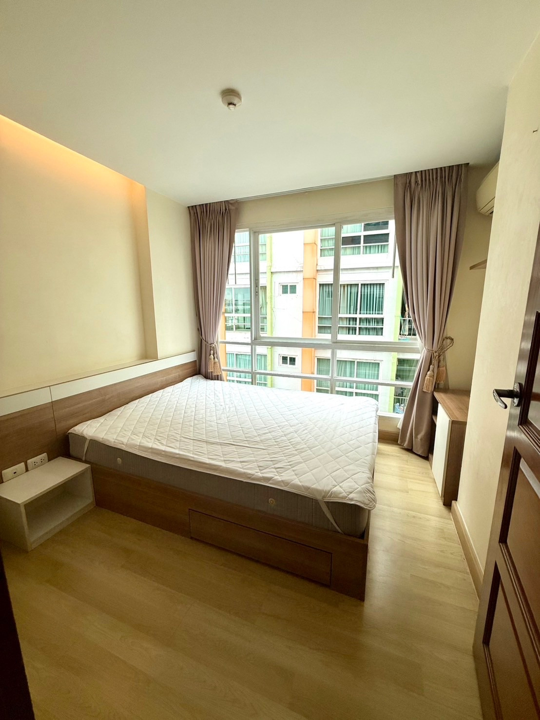 🔥 ขาย 🔥 เอมเมอรัล เรสซิเดนท์ รัชดา - Emerald Residence Ratchada / 1 ห้องนอน E242  – รูปที่ 4