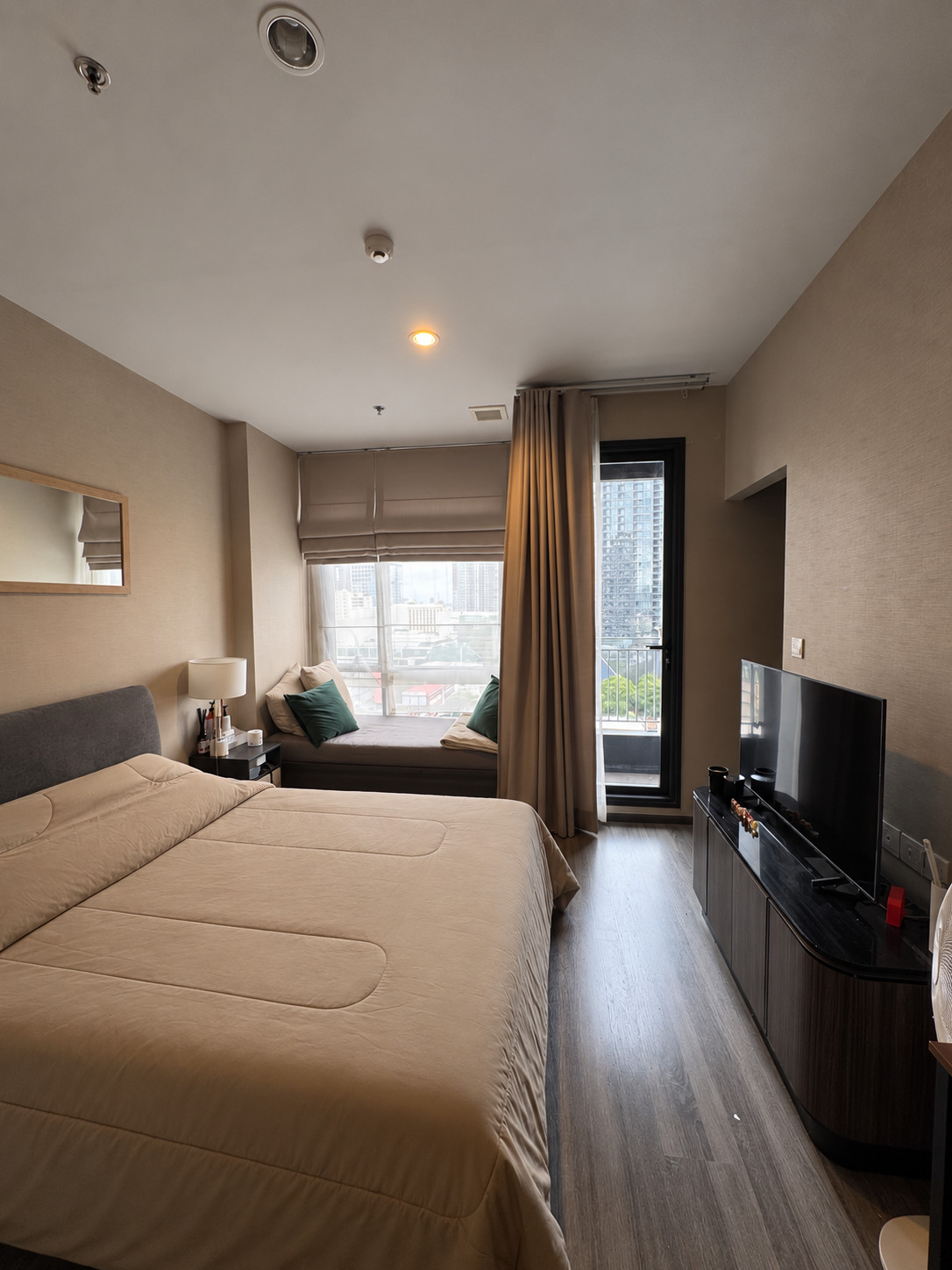 🏙️ ปล่อยเช่าคอนโด IDEO mobi รางน้ำ | ชั้น 16 | Fully Furnished พร้อมเข้าอยู่ ✨ 📍 คอนโดทำเลใจกลางเมือง ใกล้ BTS อนุสาวรีย์ชัยสมรภูมิ เดินทางสะดวก เหมาะสำหรับบุคลากรทางการแพทย์และคนทำงานที่มองหาคอนโดในทำเลดี พร้อมเฟอร์นิเจอร์และเครื่องใช้ไฟฟ้าครบครัน  – รูปที่ 2