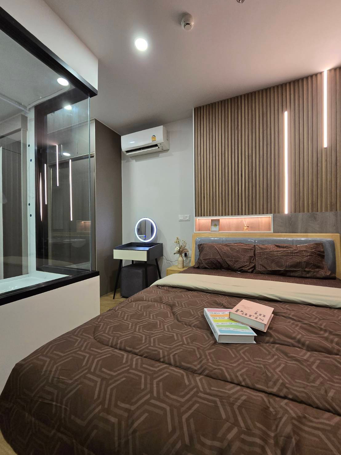 𝘾𝙡𝙤𝙪𝙙 𝙏𝙝𝙤𝙣𝙜𝙡𝙤𝙧-𝙋𝙝𝙚𝙩𝙘𝙝𝙖𝙗𝙪𝙧𝙞 MODERN LUXURY 1-BEDROOM CONDO FOR RENT – รูปที่ 2