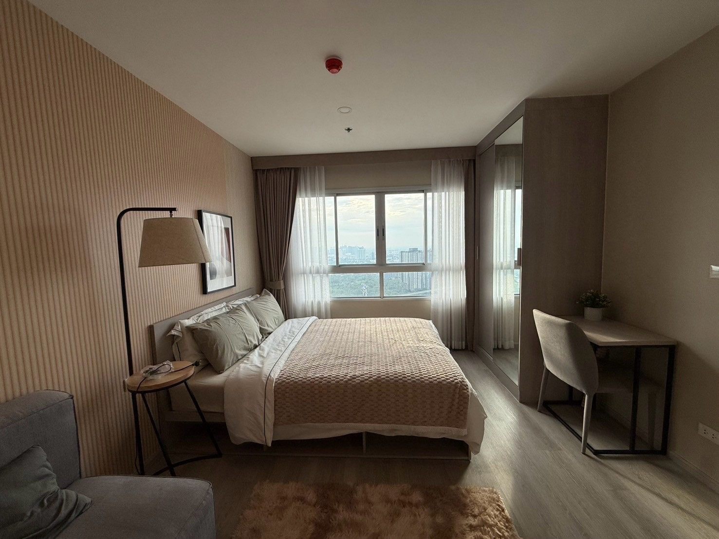 📍✨ ให้เช่า Elio Sathorn - Wutthakat ✨ 💖 ห้องสตูดิโอ | 25 ตร.ม. | เพียง 10,000฿/เดือน 📞 Contact : Aomam (Agent) Tel./Line ID : 095-587-1692 WhatsApp : +66 95 587 1692  – รูปที่ 2