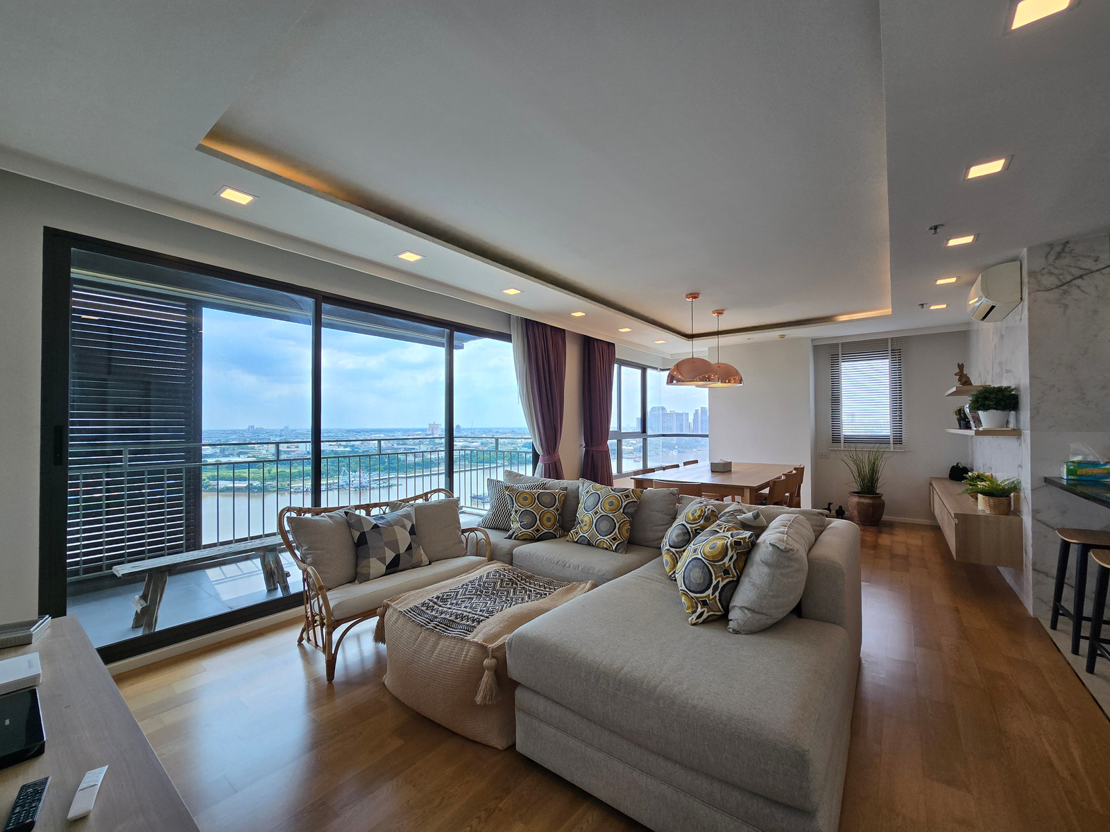 LUXURY RIVER VIEW CONDO FOR RENT | RAMA 3