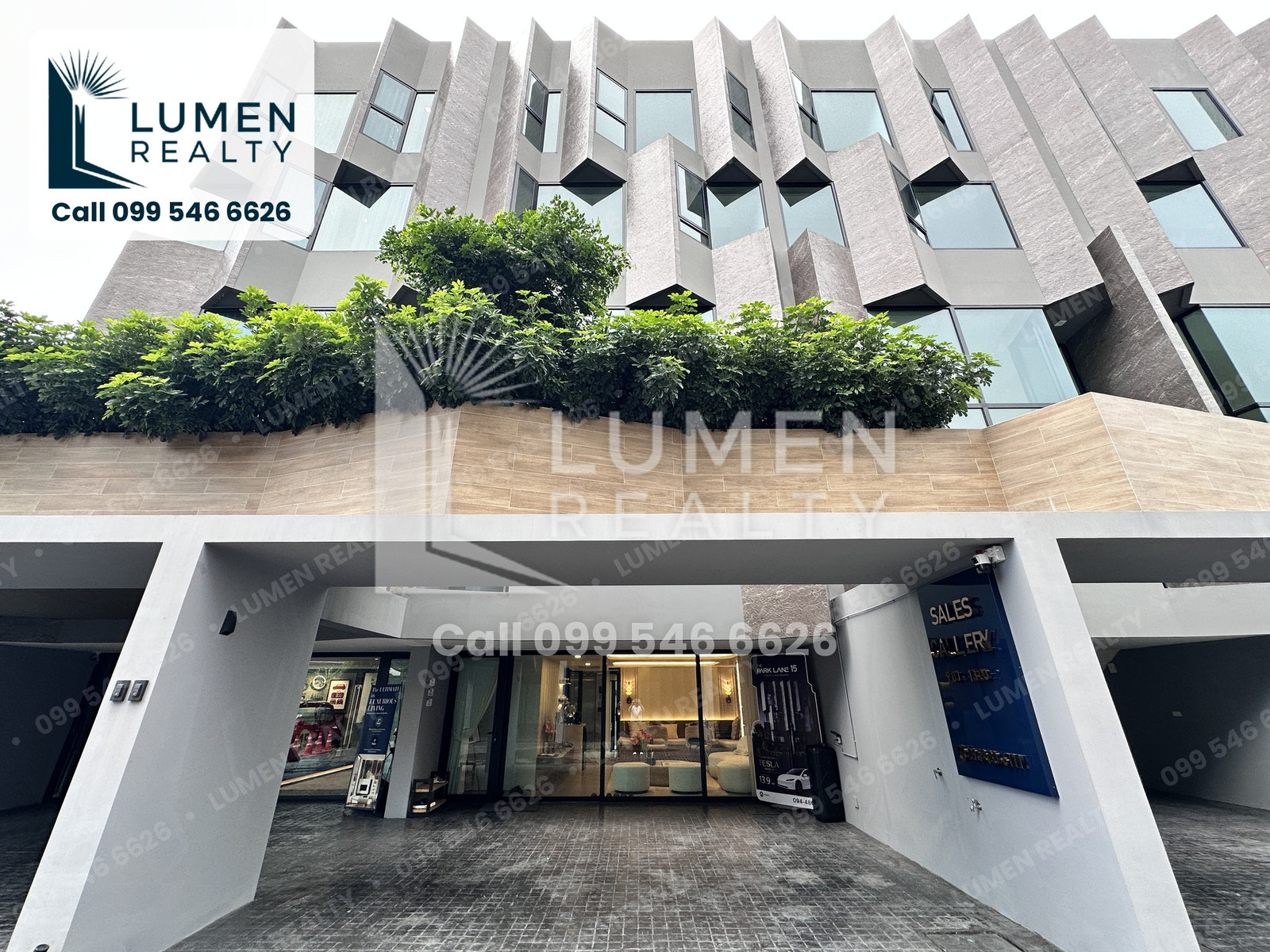 🏡 4.5-Storey 302 sqm Townhome with Lift, 3 Bedrooms and 5 Bathrooms, 3 Parking Spaces — The Park Lane 15 Sukhumvit–Bearing, ฿18.9M with Free 2-Year Common Fee, Air-Cons and a ฿1M Furniture Voucher