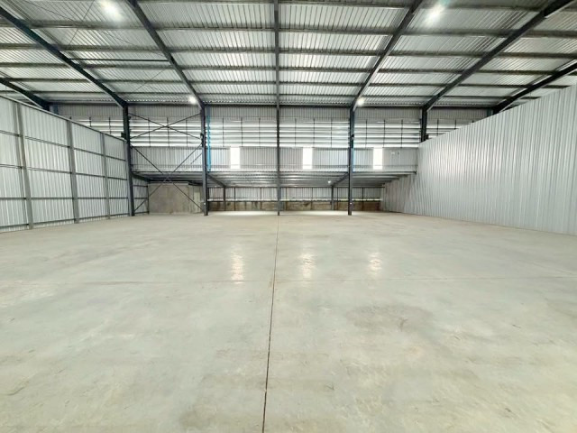 Newly constructed warehouse for rent in LamLukKa Khlong6. The property offers 672sq.m. with a ceili – รูปที่ 3