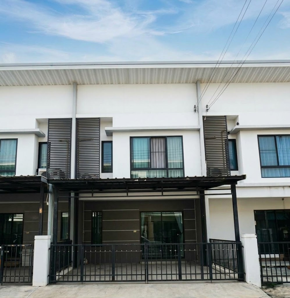 ขายทาวน์โฮม 2 ชั้น ม.Modi Villa ปิ่นเกล้า-วงแหวน  ทำเลดี รีโนเวทใหม่ ราคาถูกที่สุดในโครงการ