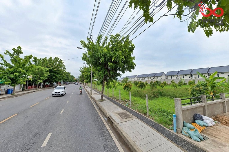 Land for sale, 1 rai already filled, next to Permsin Road, Sai Mai, near the BTS Green Line.