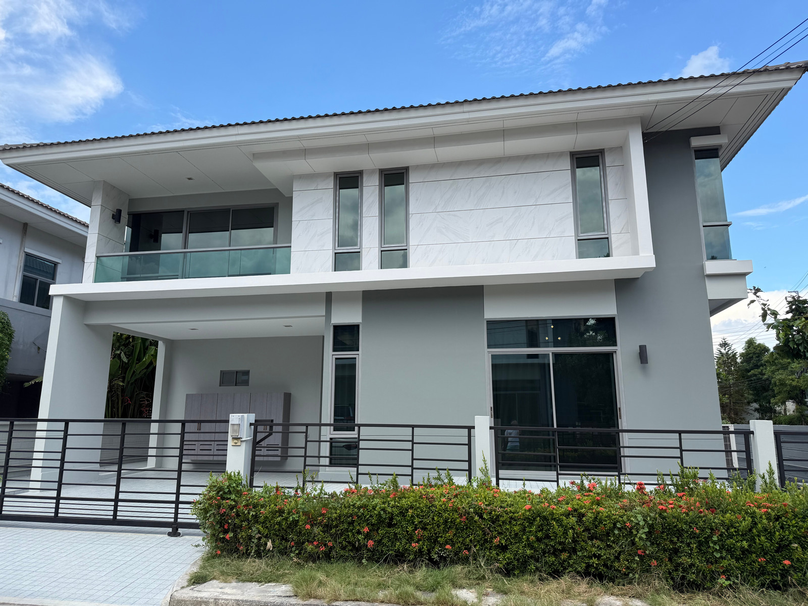 ขายบ้านเดี่ยว 2 ชั้น Perfect Place กรุงเทพกรีฑา (ตัดใหม่) พร้อม Built-in ทั้งหลัง