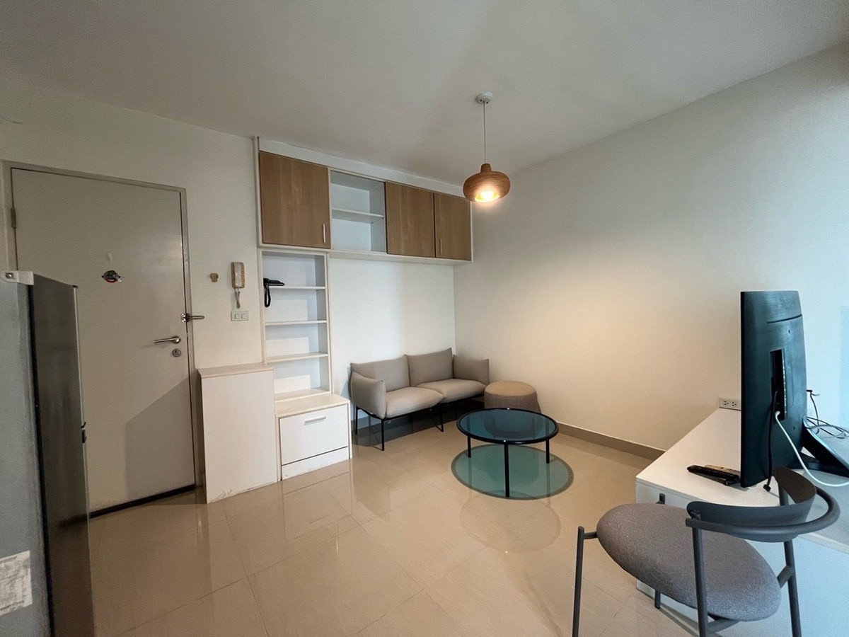ขายคอนโด the Iris condo พระราม 9-ศรีนครินทร์ 1 นอน 1 น้ำ ตึก C ชั้น 8 ขนาด 33 ตรม  ราคา 1.1 ล้าน พร้อมผู้เช่า เดือนละ 8,000 บ. 