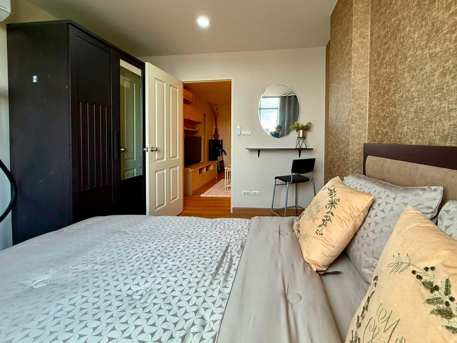 The Log @ Sukhumvit 101/1 (BTS Punnawithi) – รูปที่ 2