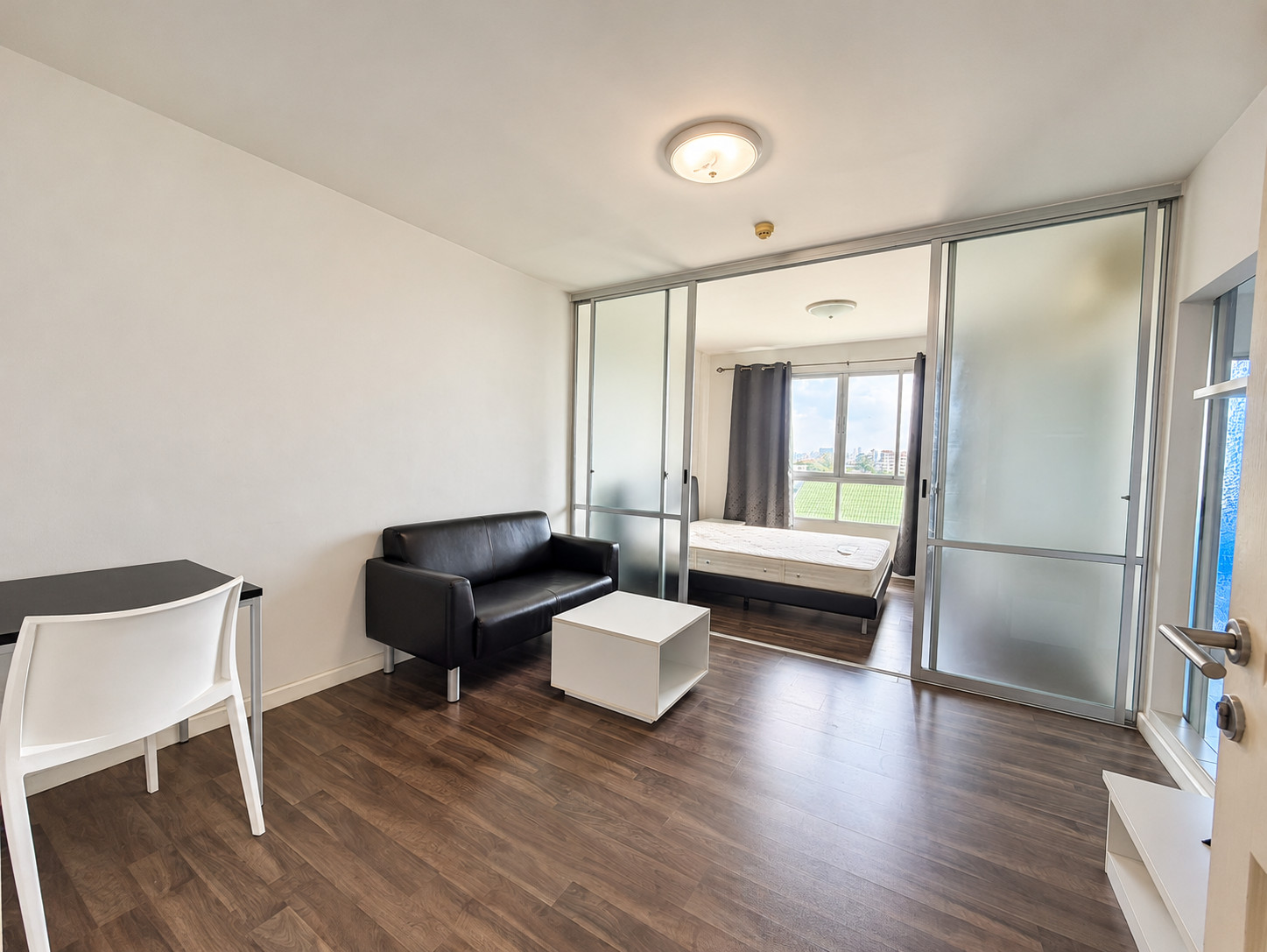 For rent: D condo campus Ratchaphruek - Charan, ready to move in immediately ( Line: @dba6529y )