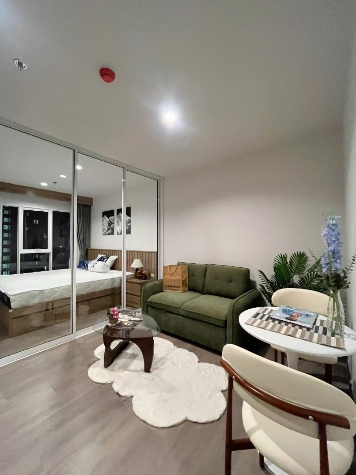 🆕 ห้องใหม่ รีเจนท์ โฮม บางนา (Regent Home Bangna) 😎ทั้งขายและเช่า ตึกดี ชั้น11 วิวสระ 🏊🏊‍♂️ เฟอร์นิเจอร์บิ้วอิน 👍 เครื่องใช้ไฟฟ้าครบ 🥰