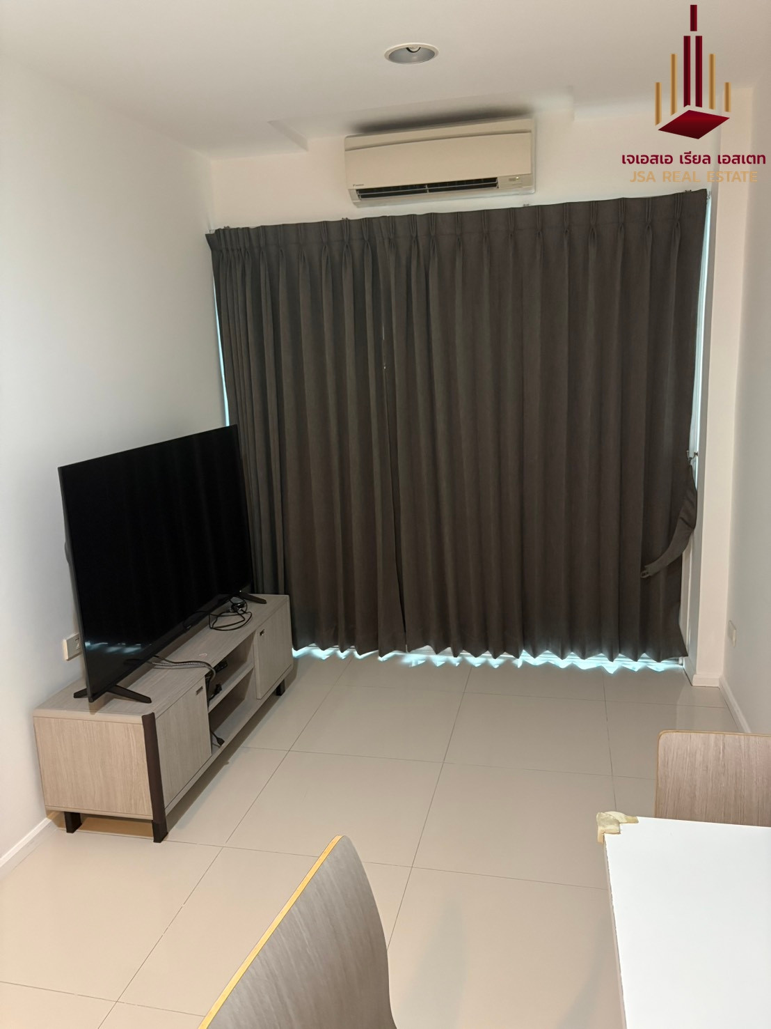 ✨ For Rent: Whizdom @ Punnawithi Station Condo ✨ 💰 Only 16,000 THB/month