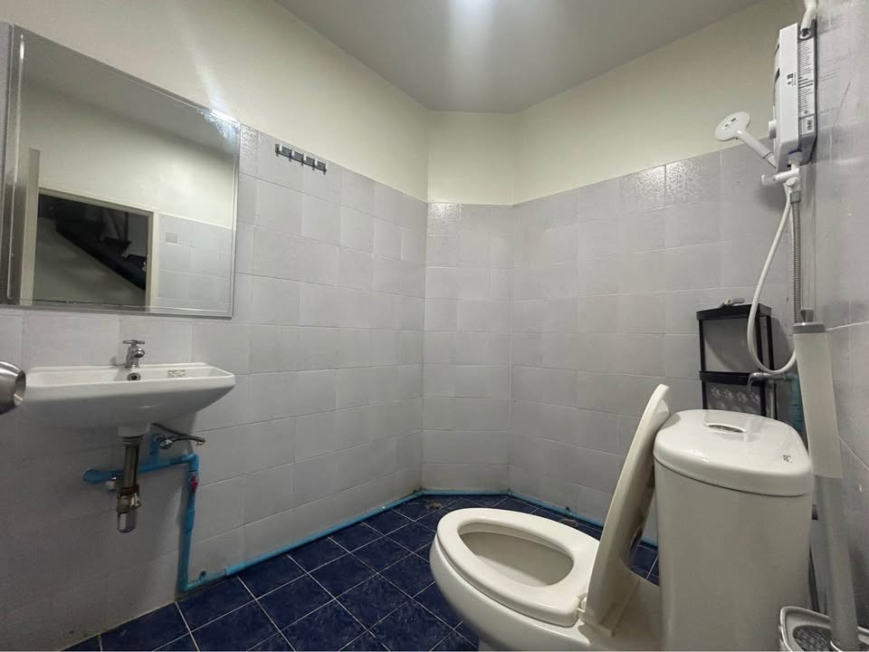 ทาวน์โฮม3ชั้น ซอยเรวดี 75 20 ตร.ว. 4 ห้องนอน | 3 ห้องน้ำ |    23,000 – รูปที่ 3