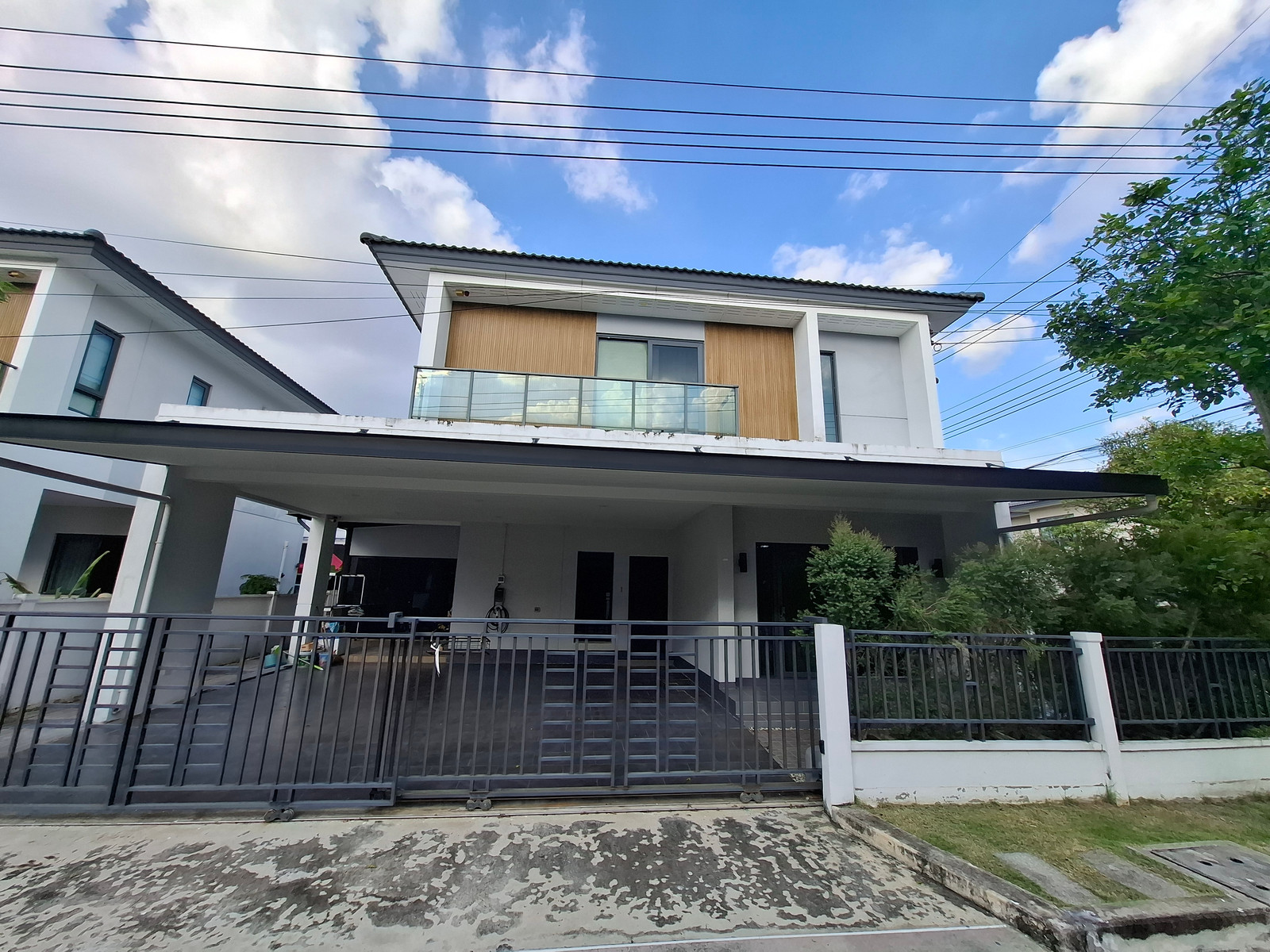 เฟอร์นิเจอร์บิวท์อิน จัดเต็ม! Centro วงแหวน จตุโชติ เฟอร์นิเจอร์บิวท์อิน จัดเต็ม! Centro วงแหวน จตุโชติ