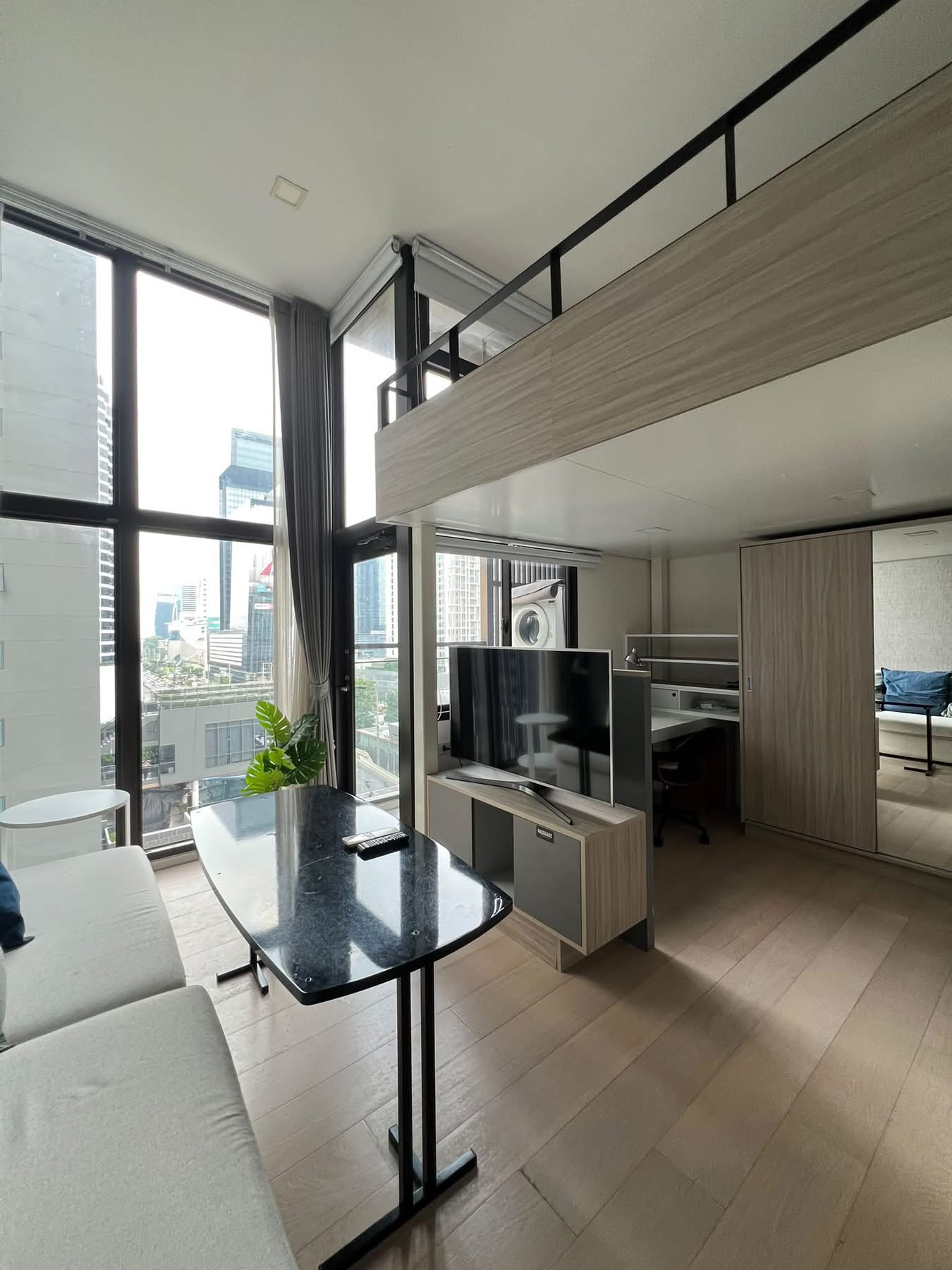 𝐂𝐡𝐞𝐰𝐚𝐭𝐡𝐚𝐢 𝐑𝐞𝐬𝐢𝐝𝐞𝐧𝐜𝐞 𝐀𝐬𝐨𝐤𝐞 𝐑𝐚𝐦𝐚𝟗 ⭐️33 Sqm ⭐️Duplex 20,000 ติด Mrt rama9 ห้างเซ็นทรัลพระราม9 สนใจติดต่อ💙line:plustor_ss