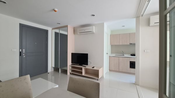 Unit Available at Element Srinakarin–Multiple units available—prices negotiable!