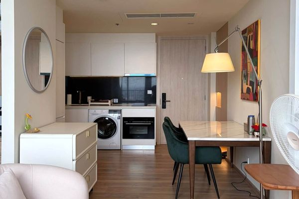 🔥เช่าด่วน !!🔥 Centric Sathorn-St.Louis, 2 ห้องนอน, 2 ห้องน้ำ, ชั้นสูง 22++, ครัวปิด, ที่จอดรถประจำ 1 คัน !! Code C20261000014 แต่งครบ, พร้อมเข้าอยู่📣📣 