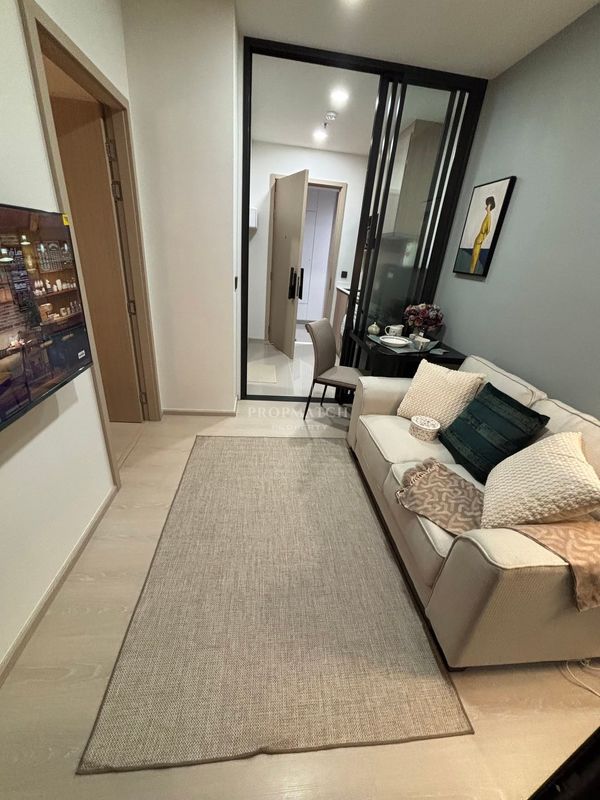 ✨Flash Deal ✨ Life Charoennakorn - Sathorn ( 1Bed 1Bath 35.33SQM.) Ready to move in! Only 25,000 baht per month Tel.0981315848@propmatch