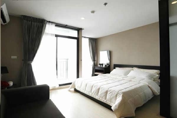 Condo for rent/sale Bangkok Horizon sathon, decorated and ready to move in.