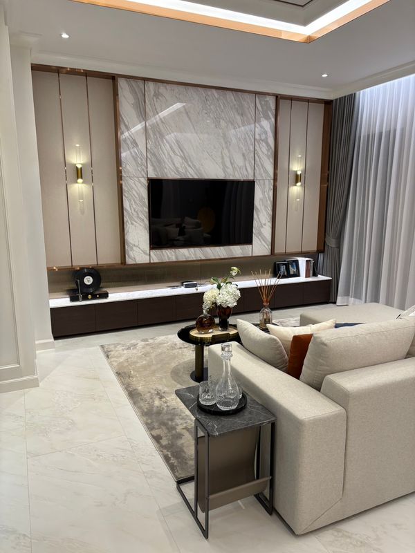 ให้เช่า: ซูเปอร์ลักชัวรีวิลล่าใจกลางสุขุมวิท - Lavista Prestige Village Ekkamai 10 