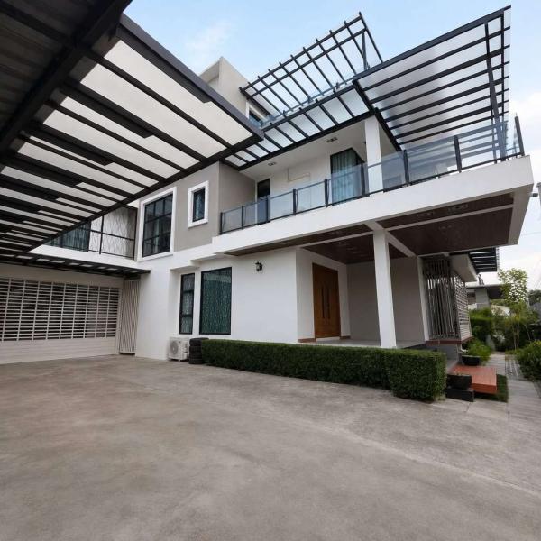 บ้านเดี่ยว ซอยปุณณวิถี 27 / 9 ห้องนอน (ขาย), Detached house, Soi Punnavithi 27 / 9 Bedrooms (FOR SALE) GNG335