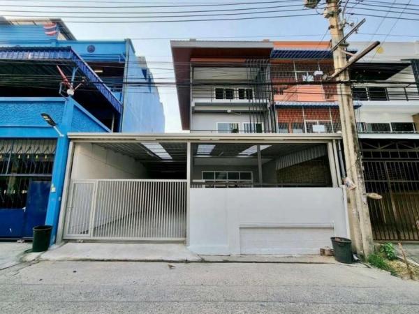 โฮมออฟฟิศ ศรีนครินทร์ 38 / 3 ห้องนอน (ขาย), Home office, Srinakarin 38 / 3 Bedrooms (FOR SALE) GNG324