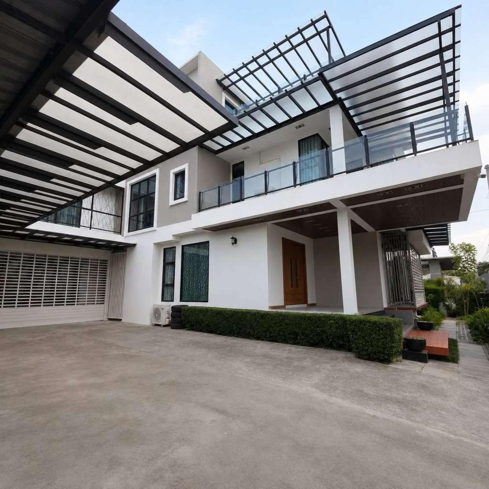 บ้านเดี่ยว ซอยปุณณวิถี 27 / 9 ห้องนอน (ขาย), Detached house, Soi Punnavithi 27 / 9 Bedrooms (FOR SALE) GNG335