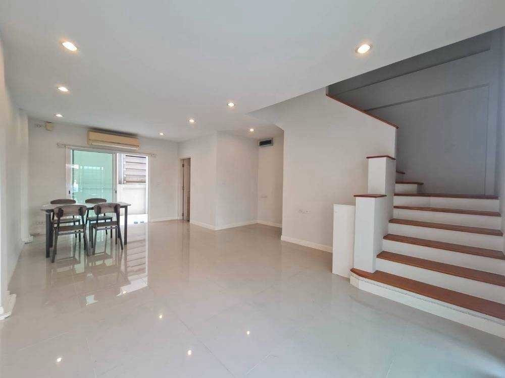 Townhome for Rent/Sale: The Metro Sathorn-Kanlapaphruek  🚇🧑🏼‍🎄💯 – รูปที่ 2
