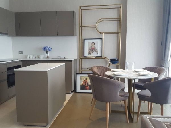 RARE HIGH FLOOR & SUPER LUXURY! 2 bedrooms, 2 bathrooms, 47th floor, beautiful panoramic city view, large size 85 sq m. Iconic Super Luxury condo on Ratchadamri Road, near BTS Ratchadamri & BTS Chidlom, only 85k! Magnolias Ratchadamri Boulevard RARE HIGH FLOOR & SUPER LUXURY! 2 bedrooms, 2 bathrooms, 47th floor, beautiful panoramic city view, large size 85 sq m. Iconic Super Luxury condo on Ratchadamri Road, near BTS Ratchadamri & BTS Chidlom, only 85k! Magnolias Ratchadamri Boulevard