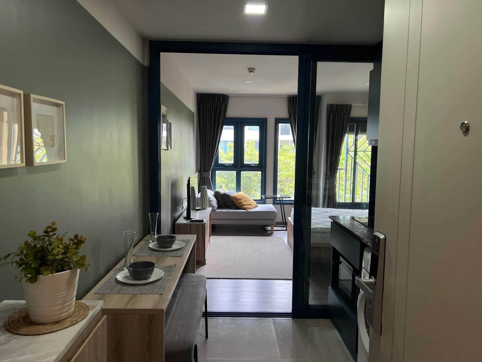 🏢 The Base Sukhumvit 50 คอนโด low rise สไตล์ resort