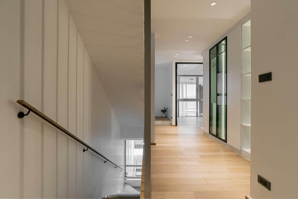 ขาย / เช่า LUXE 35 (Luxury Townhome) 4 ชั้น 3 ห้องนอน 4 ห้องน้ำ 1 ห้องออกกำลังกาย  – รูปที่ 3