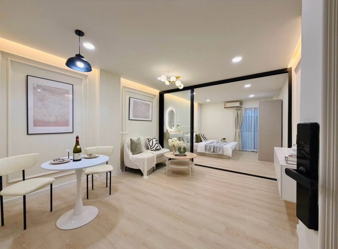ME2500755 Condo for sale, large room Baan Phraya Phirom Ratchada, pet-friendly condo, near MRT. ME2500755 Condo for sale, large room Baan Phraya Phirom Ratchada, pet-friendly condo, near MRT.