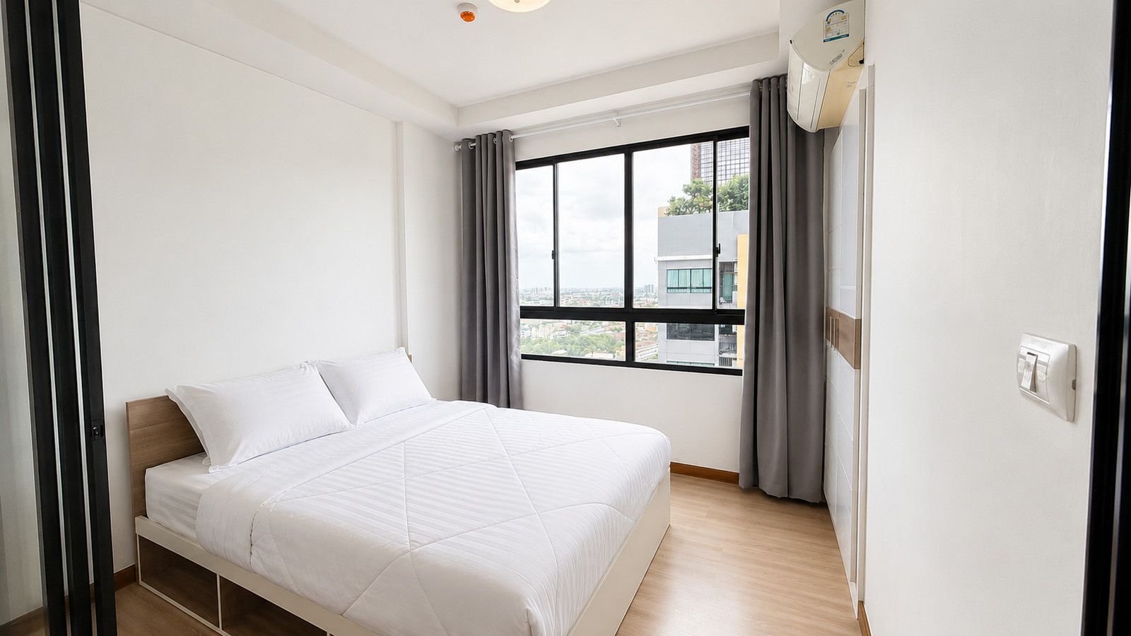 🔥 Condo for Rent at J Condo Sathorn - Kallapaphruek | Near BTS Wutthakat Station 🔥 Condo for Rent at J Condo Sathorn - Kallapaphruek | Near BTS Wutthakat Station