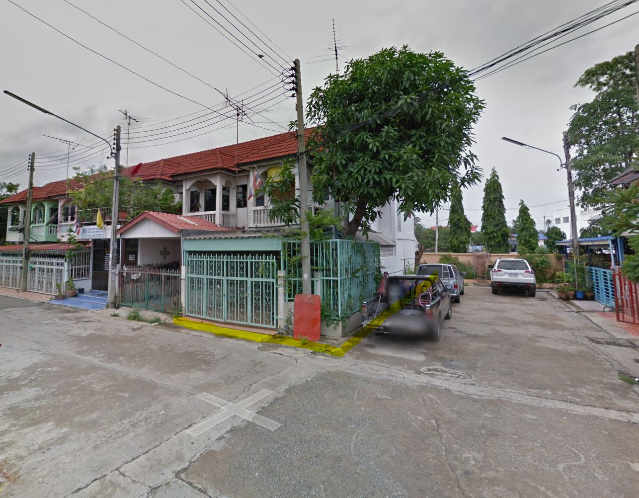 For sale-rent, 2-story corner townhouse, Ronnachai Village 9, next to the main road, next to the hospital. For sale-rent, 2-story corner townhouse, Ronnachai Village 9, next to the main road, next to the hospital.