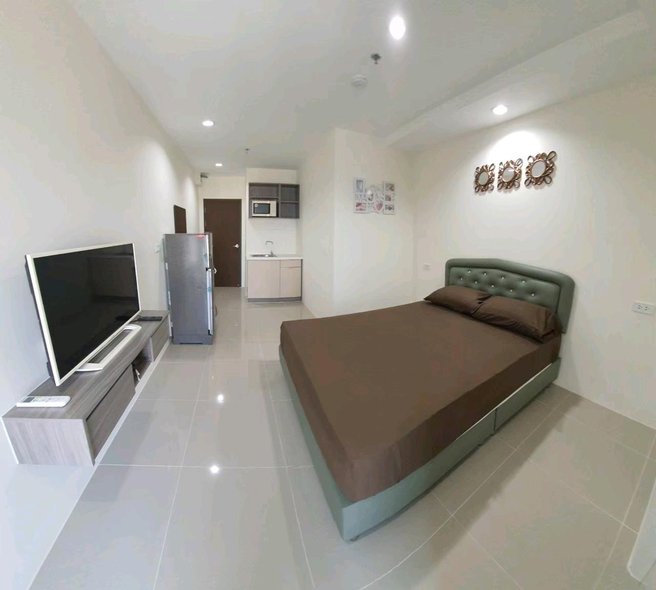 ■■■Room for rent, decorated, fully furnished, good view, cheap price, convenient transportation. Condo Assakan Place Srinakarin, near ARL & MRT Yellow Line, Hua Mak Station.