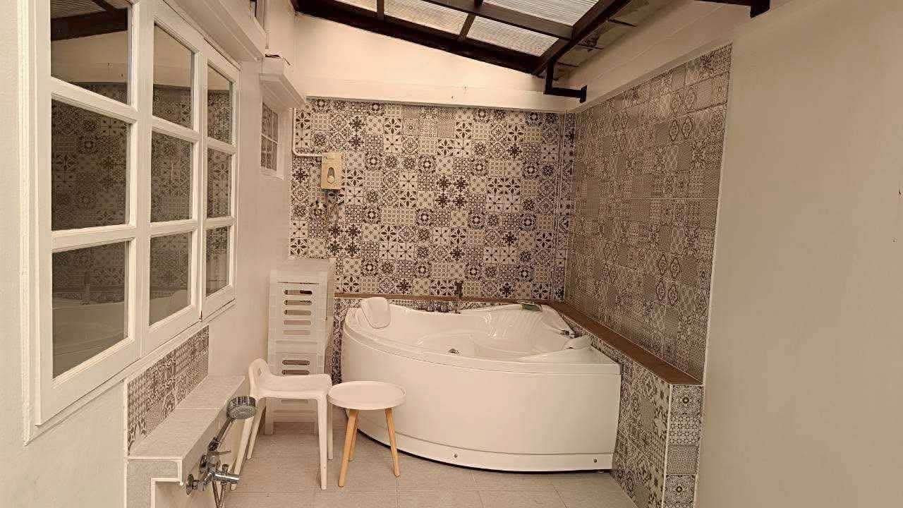Townhouse for rent Sukhumvit 54 | 185 sq m | 4 bedrooms | Fully Furnished | near BTS On Nut about 5 minutes. – รูปที่ 2