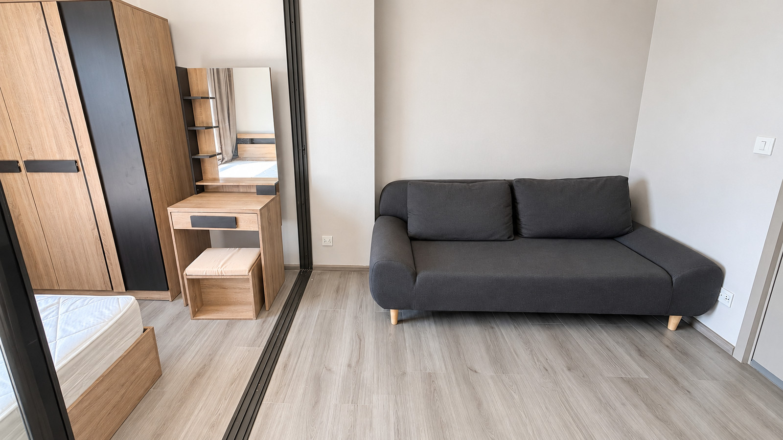 🏙️✨ **ขาย/ให้เช่า The Politan Aqua รัตนาธิเบศร์ เพียง 1.55 ล้านบาท!**💛🧡💚ไลน์ไอดี : @mynewhome💛🧡💚