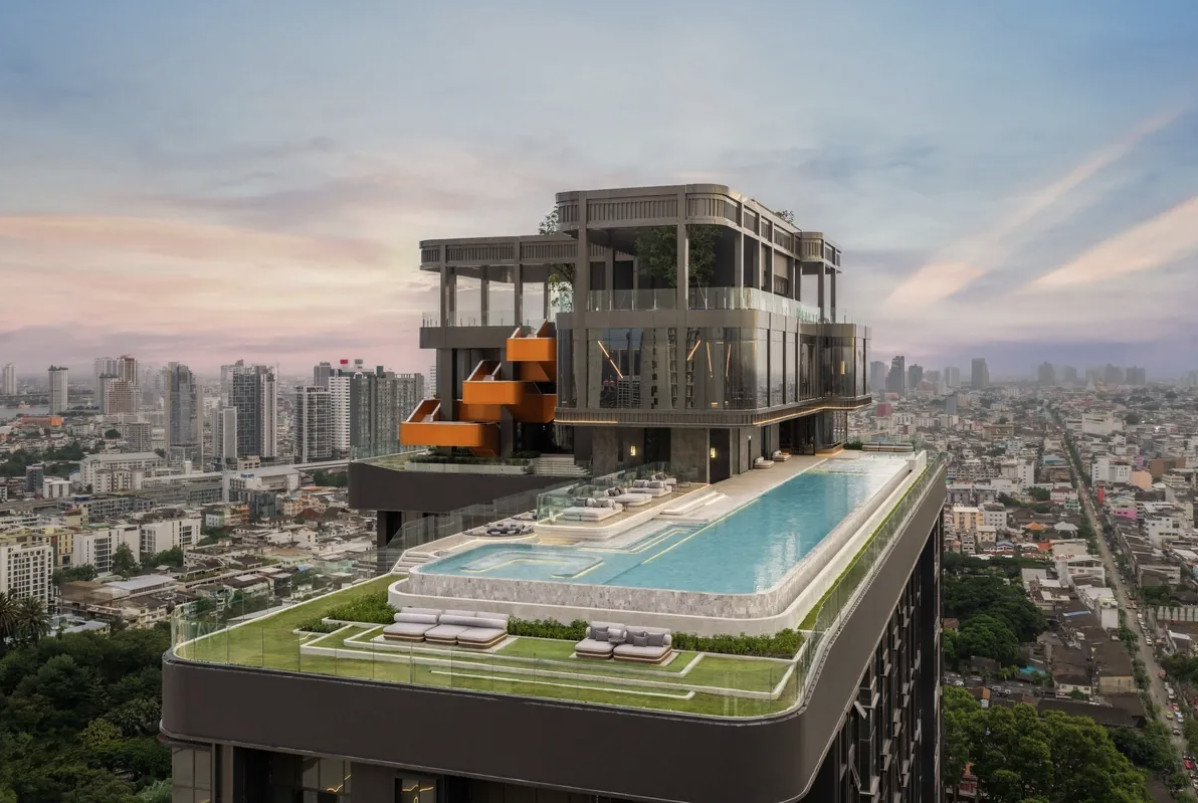 For sale: Rhythm Charoennakhon Iconic, 2 bed vertiplex, 43.5 sqm, 23rd floor, opposite Icon Siam, near BTS Charoen Nakhon, Price 9.12 million baht.