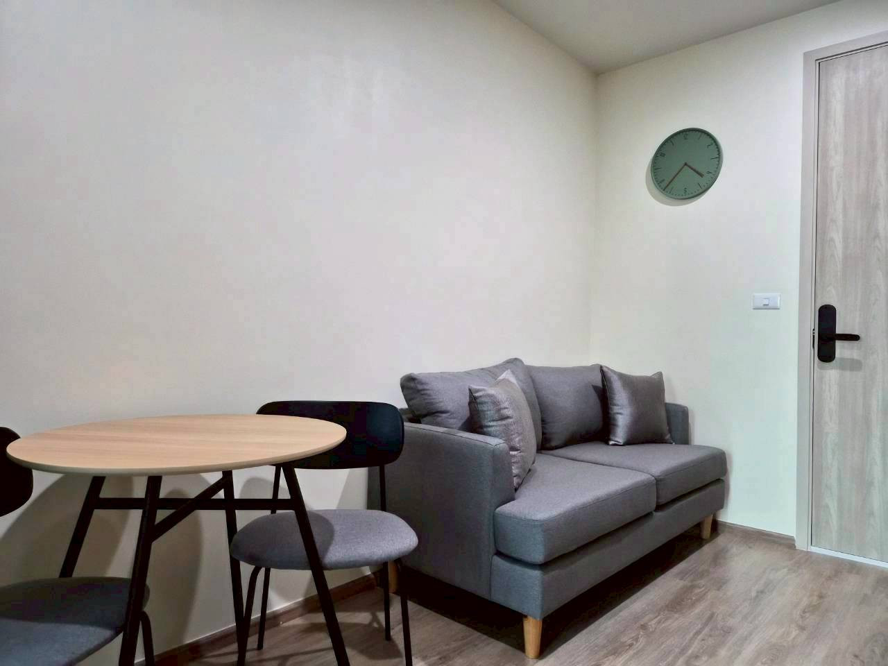 📍For Rent ✨Nue District R9✨ 1 bed, 1 bath, size 30.4 sqm, High floor, Near BTS Phra Ram 9 (0.3 km), Tel.0982645161