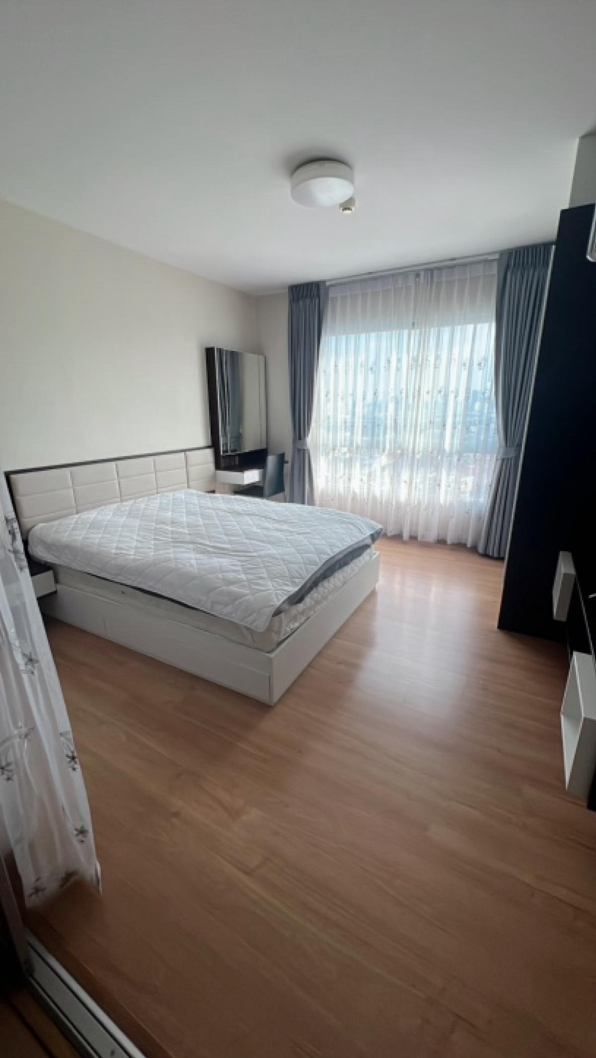 Corner room for sale, south facing city view, 23rd floor, Building C.