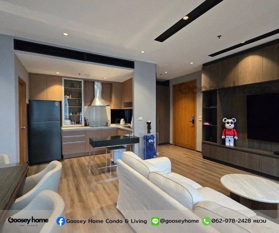 💛Condo for rent  75,000 THB/month - 1 year contract  • 🪄Sukhumvit 24  |  BTS Phrom Phong  10 mins • Nearby Emporium | EmQuartier🪄