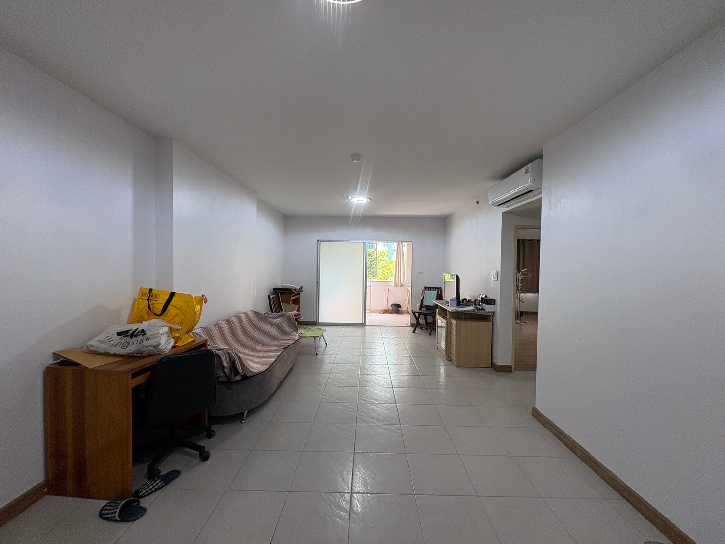 🏡 FOR RENT - Supalai Park Kaset ✨ Large condo room, size 93 sq m, location at Kaset intersection. 🏡 FOR RENT - Supalai Park Kaset ✨ Large condo room, size 93 sq m, location at Kaset intersection.