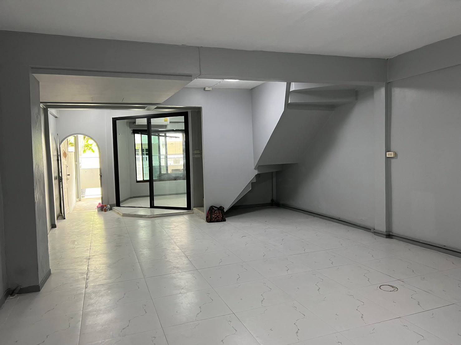📍ให้เช่า✨Townhouse Area Ekkamai✨3 ห้องนอน 2 ห้องน้ำ ขนาด 25 ตร.วา | 150 ตร.ม Tel.0982645161 